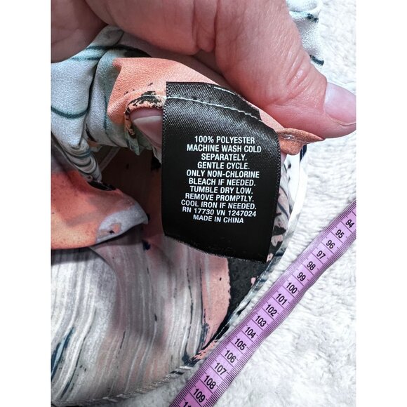 Mossimo Colorful Abstract Print Button-Down Shirt By women size M - Picture 3 of 6